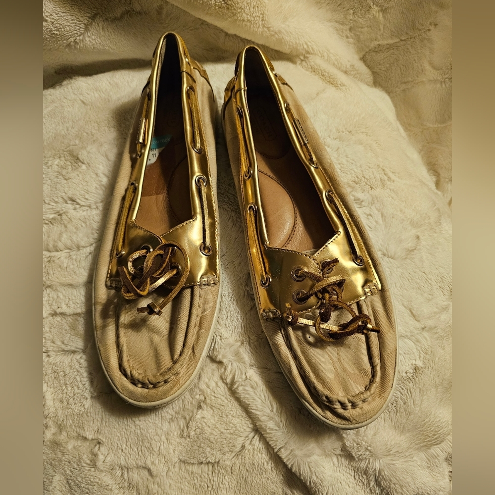 Coach boat shoes